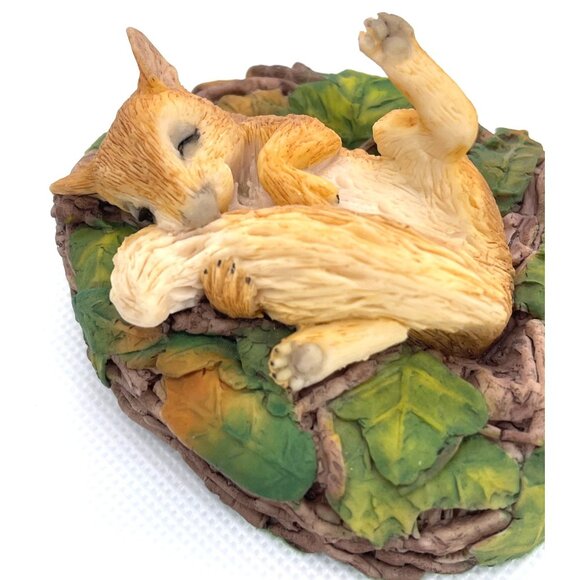 Ansley MasterCraft Sleeping Baby Red Squirrel Hand Painted Green Leaves Nest VTG - Picture 4 of 11